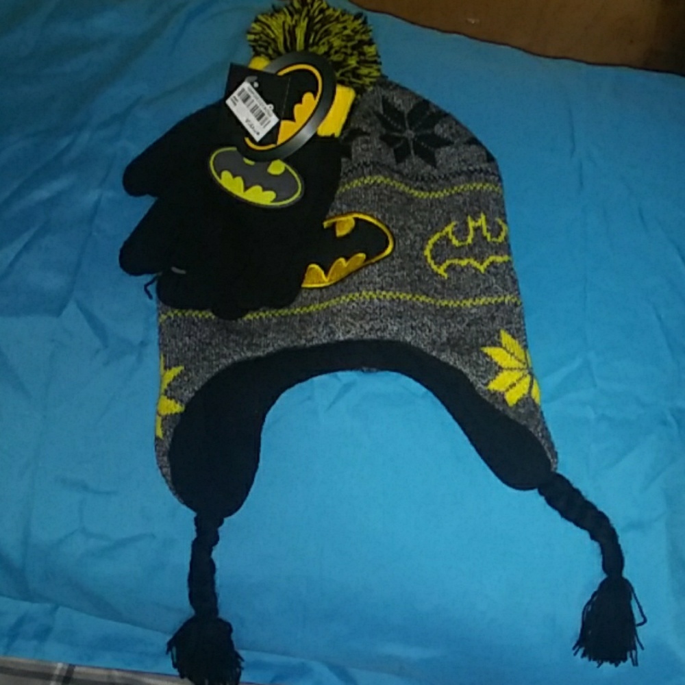 Boys batman and glove set